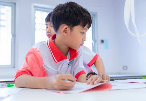 ภาพกิจกรรม คณะวิทยาศาสตร์และเทคโนโลยี มหาวิทยาลัยราชภัฏกำแพงเพชร ร่วมกับโรงเรียนอนุบาลกำแพงเพชร จัดกิจกรรมสะเต็มศึกษา ตามโครงการฝึกทักษะเพื่อพัฒนาอุจฉริยะภาพวิทยาศาสตร์