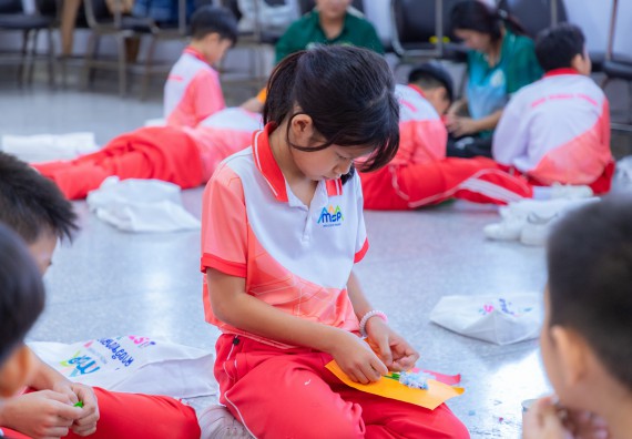 ภาพกิจกรรม คณะวิทยาศาสตร์และเทคโนโลยี มหาวิทยาลัยราชภัฏกำแพงเพชร ร่วมกับโรงเรียนอนุบาลกำแพงเพชร จัดกิจกรรมสะเต็มศึกษา ตามโครงการฝึกทักษะเพื่อพัฒนาอุจฉริยะภาพวิทยาศาสตร์