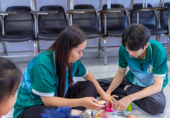 ภาพกิจกรรม คณะวิทยาศาสตร์และเทคโนโลยี มหาวิทยาลัยราชภัฏกำแพงเพชร ร่วมกับโรงเรียนอนุบาลกำแพงเพชร จัดกิจกรรมสะเต็มศึกษา ตามโครงการฝึกทักษะเพื่อพัฒนาอุจฉริยะภาพวิทยาศาสตร์