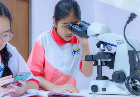 ภาพกิจกรรม คณะวิทยาศาสตร์และเทคโนโลยี มหาวิทยาลัยราชภัฏกำแพงเพชร ร่วมกับโรงเรียนอนุบาลกำแพงเพชร จัดกิจกรรมสะเต็มศึกษา ตามโครงการฝึกทักษะเพื่อพัฒนาอุจฉริยะภาพวิทยาศาสตร์