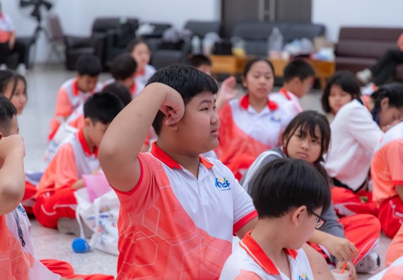 ภาพกิจกรรม คณะวิทยาศาสตร์และเทคโนโลยี มหาวิทยาลัยราชภัฏกำแพงเพชร ร่วมกับโรงเรียนอนุบาลกำแพงเพชร จัดกิจกรรมสะเต็มศึกษา ตามโครงการฝึกทักษะเพื่อพัฒนาอุจฉริยะภาพวิทยาศาสตร์