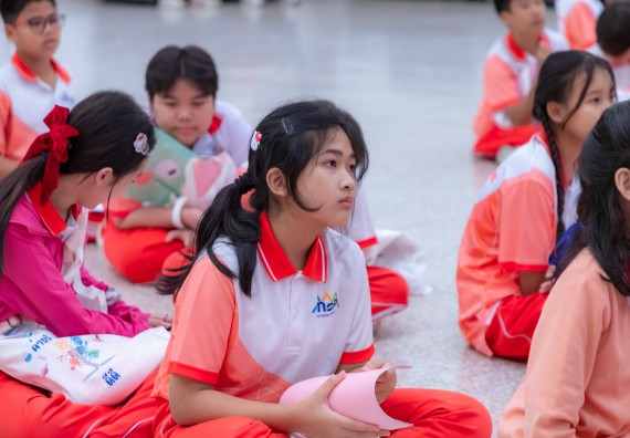 ภาพกิจกรรม คณะวิทยาศาสตร์และเทคโนโลยี มหาวิทยาลัยราชภัฏกำแพงเพชร ร่วมกับโรงเรียนอนุบาลกำแพงเพชร จัดกิจกรรมสะเต็มศึกษา ตามโครงการฝึกทักษะเพื่อพัฒนาอุจฉริยะภาพวิทยาศาสตร์