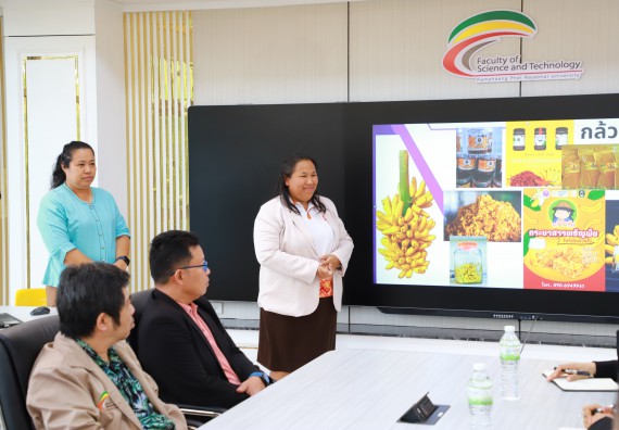 ภาพกิจกรรม  คณะวิทยาศาสตร์และเทคโนโลยีต้อนรับตัวแทนจากวิทยาลัยอาชีวศึกษาและเทคนิคสิบสองปันนา