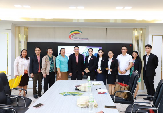 ภาพกิจกรรม  คณะวิทยาศาสตร์และเทคโนโลยีต้อนรับตัวแทนจากวิทยาลัยอาชีวศึกษาและเทคนิคสิบสองปันนา