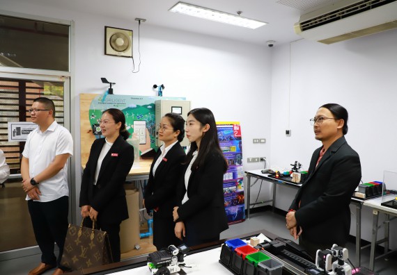 ภาพกิจกรรม  คณะวิทยาศาสตร์และเทคโนโลยีต้อนรับตัวแทนจากวิทยาลัยอาชีวศึกษาและเทคนิคสิบสองปันนา