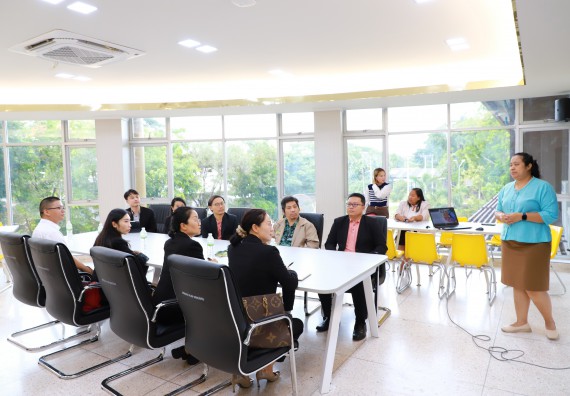 ภาพกิจกรรม  คณะวิทยาศาสตร์และเทคโนโลยีต้อนรับตัวแทนจากวิทยาลัยอาชีวศึกษาและเทคนิคสิบสองปันนา