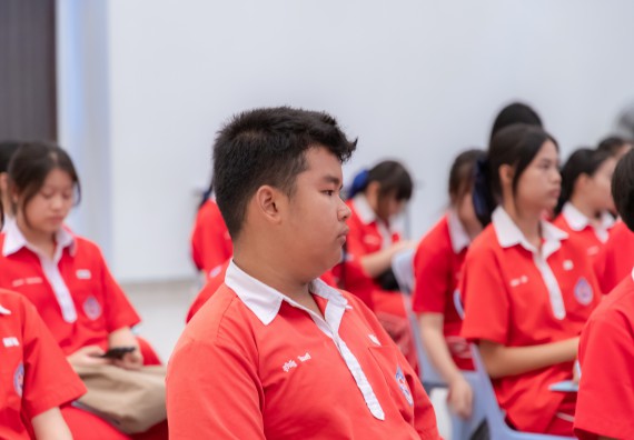 ภาพกิจกรรม  คณะวิทยาศาสตร์และเทคโนโลยี มหาวิทยาลัยราชภัฏกำแพงเพชร ร่วมกับโรงเรียนกำแพงเพชรพิทยาคม จัดกิจกรรมค่ายวิทยาศาสตร์นักเรียนห้องเรียนพิเศษวิทยาศาสตร์