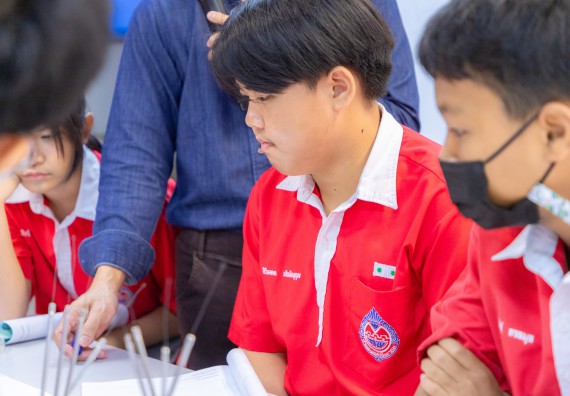 ภาพกิจกรรม  คณะวิทยาศาสตร์และเทคโนโลยี มหาวิทยาลัยราชภัฏกำแพงเพชร ร่วมกับโรงเรียนกำแพงเพชรพิทยาคม จัดกิจกรรมค่ายวิทยาศาสตร์นักเรียนห้องเรียนพิเศษวิทยาศาสตร์