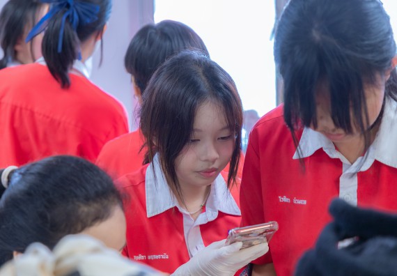 ภาพกิจกรรม  คณะวิทยาศาสตร์และเทคโนโลยี มหาวิทยาลัยราชภัฏกำแพงเพชร ร่วมกับโรงเรียนกำแพงเพชรพิทยาคม จัดกิจกรรมค่ายวิทยาศาสตร์นักเรียนห้องเรียนพิเศษวิทยาศาสตร์