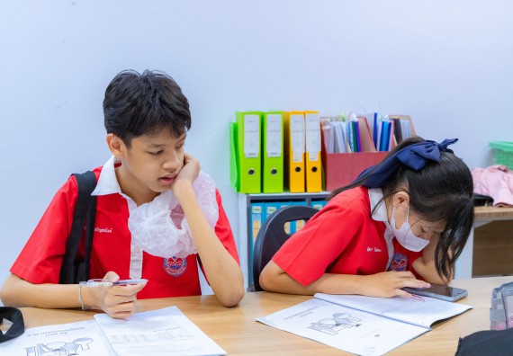 ภาพกิจกรรม  คณะวิทยาศาสตร์และเทคโนโลยี มหาวิทยาลัยราชภัฏกำแพงเพชร ร่วมกับโรงเรียนกำแพงเพชรพิทยาคม จัดกิจกรรมค่ายวิทยาศาสตร์นักเรียนห้องเรียนพิเศษวิทยาศาสตร์