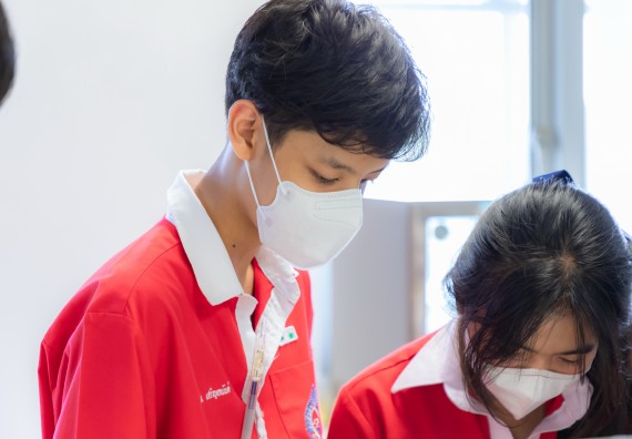 ภาพกิจกรรม  คณะวิทยาศาสตร์และเทคโนโลยี มหาวิทยาลัยราชภัฏกำแพงเพชร ร่วมกับโรงเรียนกำแพงเพชรพิทยาคม จัดกิจกรรมค่ายวิทยาศาสตร์นักเรียนห้องเรียนพิเศษวิทยาศาสตร์