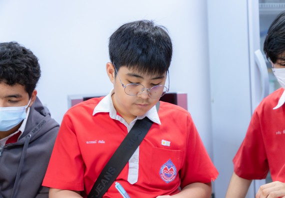 ภาพกิจกรรม  คณะวิทยาศาสตร์และเทคโนโลยี มหาวิทยาลัยราชภัฏกำแพงเพชร ร่วมกับโรงเรียนกำแพงเพชรพิทยาคม จัดกิจกรรมค่ายวิทยาศาสตร์นักเรียนห้องเรียนพิเศษวิทยาศาสตร์