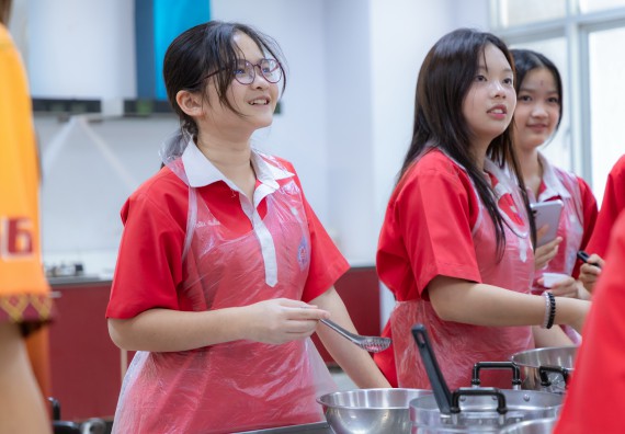 ภาพกิจกรรม  คณะวิทยาศาสตร์และเทคโนโลยี มหาวิทยาลัยราชภัฏกำแพงเพชร ร่วมกับโรงเรียนกำแพงเพชรพิทยาคม จัดกิจกรรมค่ายวิทยาศาสตร์นักเรียนห้องเรียนพิเศษวิทยาศาสตร์