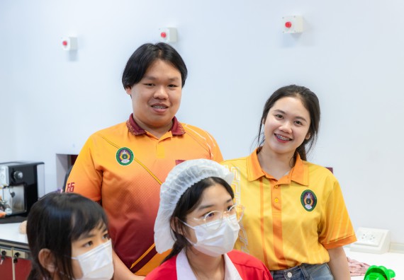 ภาพกิจกรรม  คณะวิทยาศาสตร์และเทคโนโลยี มหาวิทยาลัยราชภัฏกำแพงเพชร ร่วมกับโรงเรียนกำแพงเพชรพิทยาคม จัดกิจกรรมค่ายวิทยาศาสตร์นักเรียนห้องเรียนพิเศษวิทยาศาสตร์