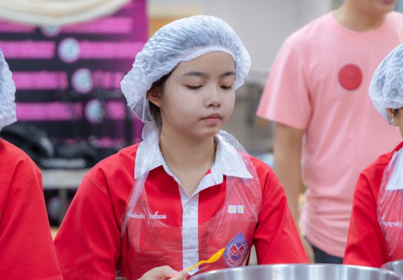 ภาพกิจกรรม  คณะวิทยาศาสตร์และเทคโนโลยี มหาวิทยาลัยราชภัฏกำแพงเพชร ร่วมกับโรงเรียนกำแพงเพชรพิทยาคม จัดกิจกรรมค่ายวิทยาศาสตร์นักเรียนห้องเรียนพิเศษวิทยาศาสตร์