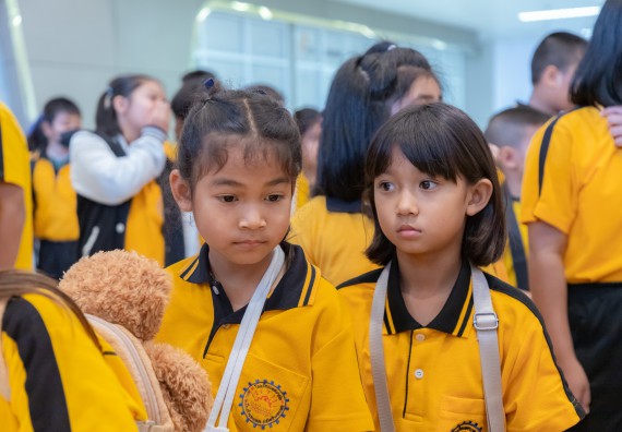 ภาพกิจกรรม  คณะวิทยาศาสตร์และเทคโนโลยี มหาวิทยาลัยราชภัฏกำแพงเพชร ร่วมกับโรงเรียนเทศบาล 2 (วัดทุ่งสวน) จัดกิจกรรมค่ายปฏิบัติการทางวิทยาศาสตร์ โรงเรียนเทศบาล 2 (วัดทุ่งสวน) ตามโครงการห้องเรียนอัจฉริยะ ให้กับนักเรียนระดับชั้นประถมศึกษาปีที่ 1-4