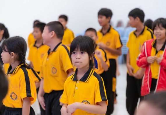 ภาพกิจกรรม  คณะวิทยาศาสตร์และเทคโนโลยี มหาวิทยาลัยราชภัฏกำแพงเพชร ร่วมกับโรงเรียนเทศบาล 2 (วัดทุ่งสวน) จัดกิจกรรมค่ายปฏิบัติการทางวิทยาศาสตร์ โรงเรียนเทศบาล 2 (วัดทุ่งสวน) ตามโครงการห้องเรียนอัจฉริยะ ให้กับนักเรียนระดับชั้นประถมศึกษาปีที่ 1-4