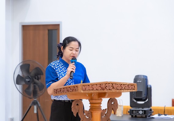 ภาพกิจกรรม  คณะวิทยาศาสตร์และเทคโนโลยี มหาวิทยาลัยราชภัฏกำแพงเพชร ร่วมกับโรงเรียนเทศบาล 2 (วัดทุ่งสวน) จัดกิจกรรมค่ายปฏิบัติการทางวิทยาศาสตร์ โรงเรียนเทศบาล 2 (วัดทุ่งสวน) ตามโครงการห้องเรียนอัจฉริยะ ให้กับนักเรียนระดับชั้นประถมศึกษาปีที่ 1-4