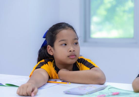 ภาพกิจกรรม  คณะวิทยาศาสตร์และเทคโนโลยี มหาวิทยาลัยราชภัฏกำแพงเพชร ร่วมกับโรงเรียนเทศบาล 2 (วัดทุ่งสวน) จัดกิจกรรมค่ายปฏิบัติการทางวิทยาศาสตร์ โรงเรียนเทศบาล 2 (วัดทุ่งสวน) ตามโครงการห้องเรียนอัจฉริยะ ให้กับนักเรียนระดับชั้นประถมศึกษาปีที่ 1-4