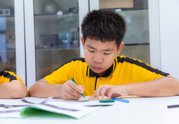 ภาพกิจกรรม  คณะวิทยาศาสตร์และเทคโนโลยี มหาวิทยาลัยราชภัฏกำแพงเพชร ร่วมกับโรงเรียนเทศบาล 2 (วัดทุ่งสวน) จัดกิจกรรมค่ายปฏิบัติการทางวิทยาศาสตร์ โรงเรียนเทศบาล 2 (วัดทุ่งสวน) ตามโครงการห้องเรียนอัจฉริยะ ให้กับนักเรียนระดับชั้นประถมศึกษาปีที่ 1-4