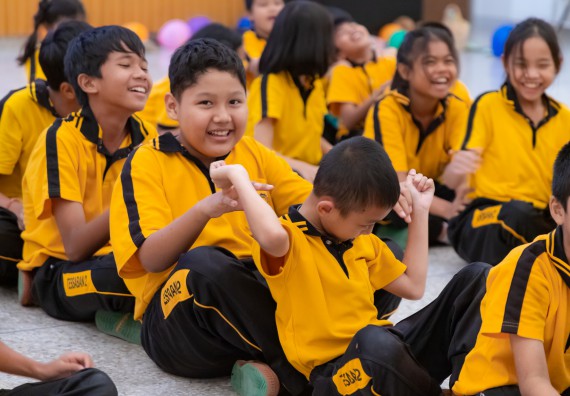 ภาพกิจกรรม  คณะวิทยาศาสตร์และเทคโนโลยี มหาวิทยาลัยราชภัฏกำแพงเพชร ร่วมกับโรงเรียนเทศบาล 2 (วัดทุ่งสวน) จัดกิจกรรมค่ายปฏิบัติการทางวิทยาศาสตร์ โรงเรียนเทศบาล 2 (วัดทุ่งสวน) ตามโครงการห้องเรียนอัจฉริยะ ให้กับนักเรียนระดับชั้นประถมศึกษาปีที่ 1-4