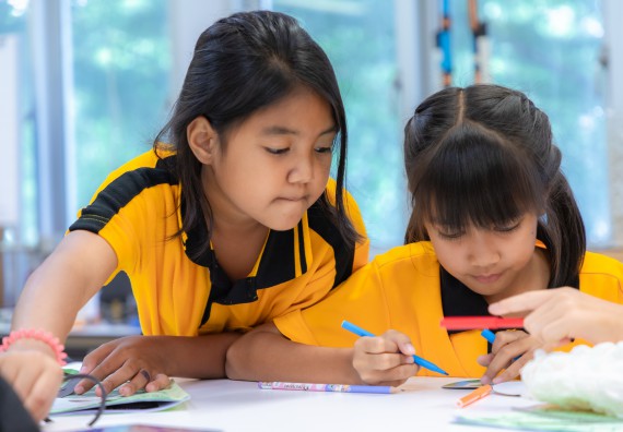 ภาพกิจกรรม  คณะวิทยาศาสตร์และเทคโนโลยี มหาวิทยาลัยราชภัฏกำแพงเพชร ร่วมกับโรงเรียนเทศบาล 2 (วัดทุ่งสวน) จัดกิจกรรมค่ายปฏิบัติการทางวิทยาศาสตร์ โรงเรียนเทศบาล 2 (วัดทุ่งสวน) ตามโครงการห้องเรียนอัจฉริยะ ให้กับนักเรียนระดับชั้นประถมศึกษาปีที่ 1-4