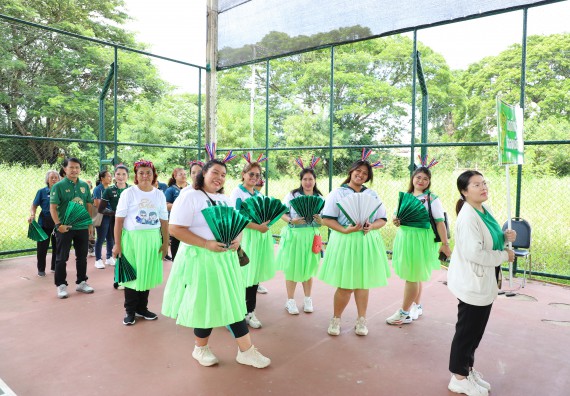 ภาพกิจกรรม คณะวิทยาศาสตร์และเทคโนโลยี มหาวิทยาลัยราชภัฏกำแพงเพชร เข้าร่วมการแข่งขันกีฬาอาจารย์และบุคลากรฯ 