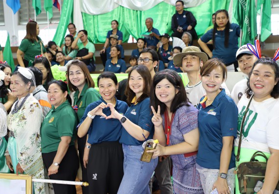 ภาพกิจกรรม คณะวิทยาศาสตร์และเทคโนโลยี มหาวิทยาลัยราชภัฏกำแพงเพชร เข้าร่วมการแข่งขันกีฬาอาจารย์และบุคลากรฯ 