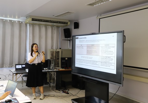 ภาพกิจกรรม  โปรแกรมวิชาเคมี คณะวิทยาศาสตร์และเทคโนโลยี ม.ราชภัฏกำแพงเพชร จัดกิจกรรมการสอบโครงการวิจัยทางเคมีแบบปากเปล่า (Oral Presentation)