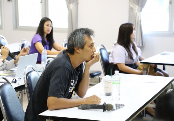 ภาพกิจกรรม  โปรแกรมวิชาเคมี คณะวิทยาศาสตร์และเทคโนโลยี ม.ราชภัฏกำแพงเพชร จัดกิจกรรมการสอบโครงการวิจัยทางเคมีแบบปากเปล่า (Oral Presentation)