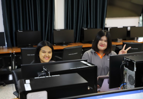 ภาพกิจกรรม  คณะวิทยาศาสตร์และเทคโนโลยี มหาวิทยาลัยราชภัฏกำแพงเพชร ได้จัดกิจกรรมการประชุมวิชาการออนไลน์ การนำเสนอผลงานและโครงงานทางวิชาการระดับชาติ ด้านวิทยาศาสตร์ คณิตศาสตร์และเทคโนโลยี