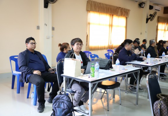 ภาพกิจกรรม  ผู้บริหารและอาจารย์คณะวิทยาศาสตร์และเทคโนโลยี เข้าร่วม กิจกรรมประชุมโครงการขับเคลื่อนโมเดลขจัดความยากจน THAPHUTSA MODEL