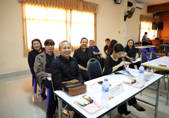 ภาพกิจกรรม  ผู้บริหารและอาจารย์คณะวิทยาศาสตร์และเทคโนโลยี เข้าร่วม กิจกรรมประชุมโครงการขับเคลื่อนโมเดลขจัดความยากจน THAPHUTSA MODEL