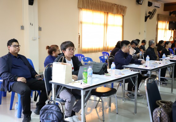 ภาพกิจกรรม  ผู้บริหารและอาจารย์คณะวิทยาศาสตร์และเทคโนโลยี เข้าร่วม กิจกรรมประชุมโครงการขับเคลื่อนโมเดลขจัดความยากจน THAPHUTSA MODEL