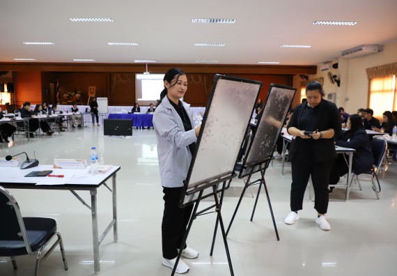 ภาพกิจกรรม  ผู้บริหารและอาจารย์คณะวิทยาศาสตร์และเทคโนโลยี เข้าร่วม กิจกรรมประชุมโครงการขับเคลื่อนโมเดลขจัดความยากจน THAPHUTSA MODEL