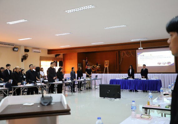 ภาพกิจกรรม  ผู้บริหารและอาจารย์คณะวิทยาศาสตร์และเทคโนโลยี เข้าร่วม กิจกรรมประชุมโครงการขับเคลื่อนโมเดลขจัดความยากจน THAPHUTSA MODEL