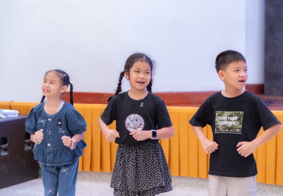 ภาพกิจกรรม  คณะวิทยาศาสตร์และเทคโนโลยี มหาวิทยาลัยราชภัฏกำแพงเพชร ร่วมกับโรงเรียนอนุบาลกำแพงเพชร ห้องเรียนพิเศษคณิตศาสตร์และวิทยาศาสตร์ (MSP) ได้กำหนดจัดกิจกรรมค่ายปฏิบัติการทางวิทยาศาสตร์ ตามโครงการฝึกทักษะเพื่อพัฒนาอัจฉริยภาพวิทยาศาสตร์ 