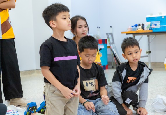 ภาพกิจกรรม  คณะวิทยาศาสตร์และเทคโนโลยี มหาวิทยาลัยราชภัฏกำแพงเพชร ร่วมกับโรงเรียนอนุบาลกำแพงเพชร ห้องเรียนพิเศษคณิตศาสตร์และวิทยาศาสตร์ (MSP) ได้กำหนดจัดกิจกรรมค่ายปฏิบัติการทางวิทยาศาสตร์ ตามโครงการฝึกทักษะเพื่อพัฒนาอัจฉริยภาพวิทยาศาสตร์ 