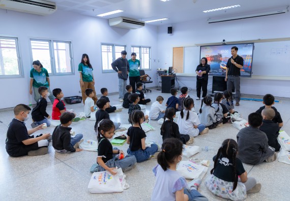 ภาพกิจกรรม  คณะวิทยาศาสตร์และเทคโนโลยี มหาวิทยาลัยราชภัฏกำแพงเพชร ร่วมกับโรงเรียนอนุบาลกำแพงเพชร ห้องเรียนพิเศษคณิตศาสตร์และวิทยาศาสตร์ (MSP) ได้กำหนดจัดกิจกรรมค่ายปฏิบัติการทางวิทยาศาสตร์ ตามโครงการฝึกทักษะเพื่อพัฒนาอัจฉริยภาพวิทยาศาสตร์ 