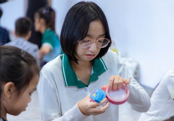 ภาพกิจกรรม  คณะวิทยาศาสตร์และเทคโนโลยี มหาวิทยาลัยราชภัฏกำแพงเพชร ร่วมกับโรงเรียนอนุบาลกำแพงเพชร ห้องเรียนพิเศษคณิตศาสตร์และวิทยาศาสตร์ (MSP) ได้กำหนดจัดกิจกรรมค่ายปฏิบัติการทางวิทยาศาสตร์ ตามโครงการฝึกทักษะเพื่อพัฒนาอัจฉริยภาพวิทยาศาสตร์ 