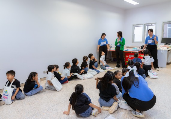 ภาพกิจกรรม  คณะวิทยาศาสตร์และเทคโนโลยี มหาวิทยาลัยราชภัฏกำแพงเพชร ร่วมกับโรงเรียนอนุบาลกำแพงเพชร ห้องเรียนพิเศษคณิตศาสตร์และวิทยาศาสตร์ (MSP) ได้กำหนดจัดกิจกรรมค่ายปฏิบัติการทางวิทยาศาสตร์ ตามโครงการฝึกทักษะเพื่อพัฒนาอัจฉริยภาพวิทยาศาสตร์ 