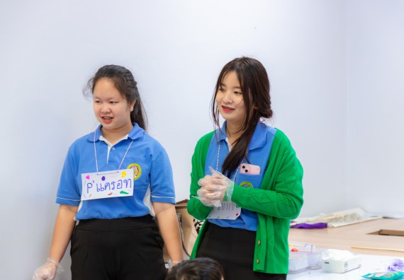 ภาพกิจกรรม  คณะวิทยาศาสตร์และเทคโนโลยี มหาวิทยาลัยราชภัฏกำแพงเพชร ร่วมกับโรงเรียนอนุบาลกำแพงเพชร ห้องเรียนพิเศษคณิตศาสตร์และวิทยาศาสตร์ (MSP) ได้กำหนดจัดกิจกรรมค่ายปฏิบัติการทางวิทยาศาสตร์ ตามโครงการฝึกทักษะเพื่อพัฒนาอัจฉริยภาพวิทยาศาสตร์ 