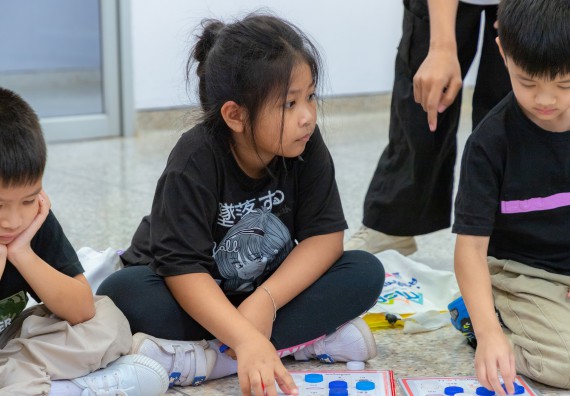 ภาพกิจกรรม  คณะวิทยาศาสตร์และเทคโนโลยี มหาวิทยาลัยราชภัฏกำแพงเพชร ร่วมกับโรงเรียนอนุบาลกำแพงเพชร ห้องเรียนพิเศษคณิตศาสตร์และวิทยาศาสตร์ (MSP) ได้กำหนดจัดกิจกรรมค่ายปฏิบัติการทางวิทยาศาสตร์ ตามโครงการฝึกทักษะเพื่อพัฒนาอัจฉริยภาพวิทยาศาสตร์ 