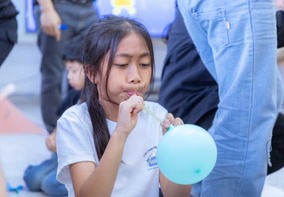 ภาพกิจกรรม  คณะวิทยาศาสตร์และเทคโนโลยี มหาวิทยาลัยราชภัฏกำแพงเพชร ร่วมกับโรงเรียนอนุบาลกำแพงเพชร ห้องเรียนพิเศษคณิตศาสตร์และวิทยาศาสตร์ (MSP) ได้กำหนดจัดกิจกรรมค่ายปฏิบัติการทางวิทยาศาสตร์ ตามโครงการฝึกทักษะเพื่อพัฒนาอัจฉริยภาพวิทยาศาสตร์ 