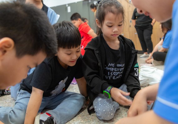 ภาพกิจกรรม  คณะวิทยาศาสตร์และเทคโนโลยี มหาวิทยาลัยราชภัฏกำแพงเพชร ร่วมกับโรงเรียนอนุบาลกำแพงเพชร ห้องเรียนพิเศษคณิตศาสตร์และวิทยาศาสตร์ (MSP) ได้กำหนดจัดกิจกรรมค่ายปฏิบัติการทางวิทยาศาสตร์ ตามโครงการฝึกทักษะเพื่อพัฒนาอัจฉริยภาพวิทยาศาสตร์ 