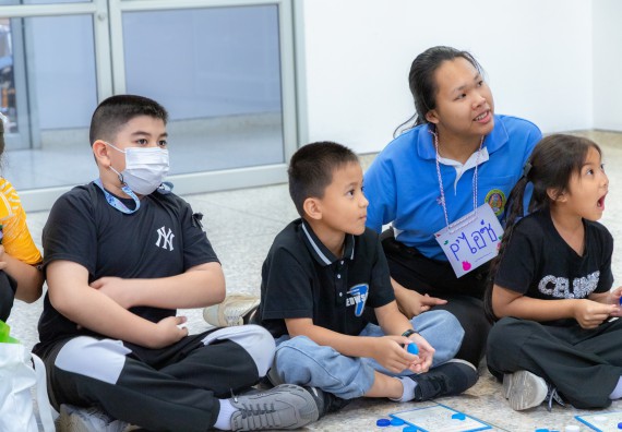 ภาพกิจกรรม  คณะวิทยาศาสตร์และเทคโนโลยี มหาวิทยาลัยราชภัฏกำแพงเพชร ร่วมกับโรงเรียนอนุบาลกำแพงเพชร ห้องเรียนพิเศษคณิตศาสตร์และวิทยาศาสตร์ (MSP) ได้กำหนดจัดกิจกรรมค่ายปฏิบัติการทางวิทยาศาสตร์ ตามโครงการฝึกทักษะเพื่อพัฒนาอัจฉริยภาพวิทยาศาสตร์ 