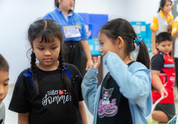 ภาพกิจกรรม  คณะวิทยาศาสตร์และเทคโนโลยี มหาวิทยาลัยราชภัฏกำแพงเพชร ร่วมกับโรงเรียนอนุบาลกำแพงเพชร ห้องเรียนพิเศษคณิตศาสตร์และวิทยาศาสตร์ (MSP) ได้กำหนดจัดกิจกรรมค่ายปฏิบัติการทางวิทยาศาสตร์ ตามโครงการฝึกทักษะเพื่อพัฒนาอัจฉริยภาพวิทยาศาสตร์ 