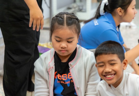 ภาพกิจกรรม  คณะวิทยาศาสตร์และเทคโนโลยี มหาวิทยาลัยราชภัฏกำแพงเพชร ร่วมกับโรงเรียนอนุบาลกำแพงเพชร ห้องเรียนพิเศษคณิตศาสตร์และวิทยาศาสตร์ (MSP) ได้กำหนดจัดกิจกรรมค่ายปฏิบัติการทางวิทยาศาสตร์ ตามโครงการฝึกทักษะเพื่อพัฒนาอัจฉริยภาพวิทยาศาสตร์ 