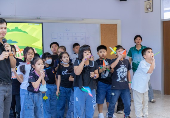 ภาพกิจกรรม  คณะวิทยาศาสตร์และเทคโนโลยี มหาวิทยาลัยราชภัฏกำแพงเพชร ร่วมกับโรงเรียนอนุบาลกำแพงเพชร ห้องเรียนพิเศษคณิตศาสตร์และวิทยาศาสตร์ (MSP) ได้กำหนดจัดกิจกรรมค่ายปฏิบัติการทางวิทยาศาสตร์ ตามโครงการฝึกทักษะเพื่อพัฒนาอัจฉริยภาพวิทยาศาสตร์ 