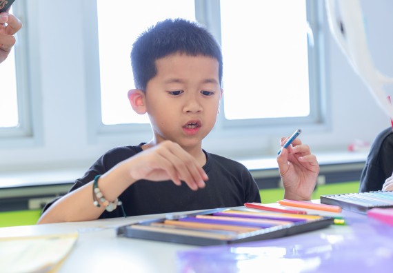 ภาพกิจกรรม  คณะวิทยาศาสตร์และเทคโนโลยี มหาวิทยาลัยราชภัฏกำแพงเพชร ร่วมกับโรงเรียนอนุบาลกำแพงเพชร ห้องเรียนพิเศษคณิตศาสตร์และวิทยาศาสตร์ (MSP) ได้กำหนดจัดกิจกรรมค่ายปฏิบัติการทางวิทยาศาสตร์ ตามโครงการฝึกทักษะเพื่อพัฒนาอัจฉริยภาพวิทยาศาสตร์ 